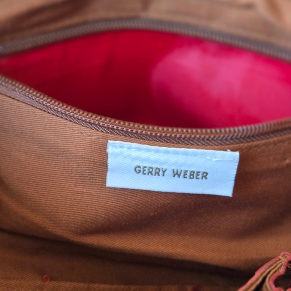 ✨ Gerry Weber Red Faux Ostrich Leather Shoulder Bag Purse Handbag ✨ - Picture 4 of 8